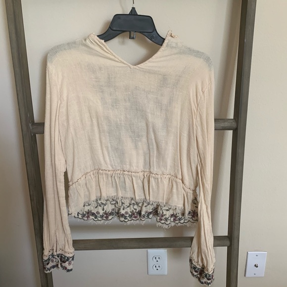 Zara Embroidered Top - Picture 3 of 3